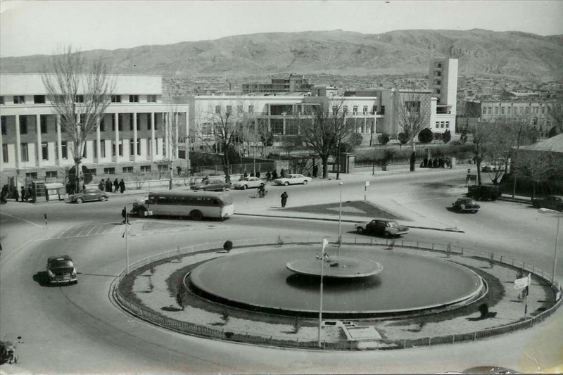 A photo of the State Palace after reconstruction